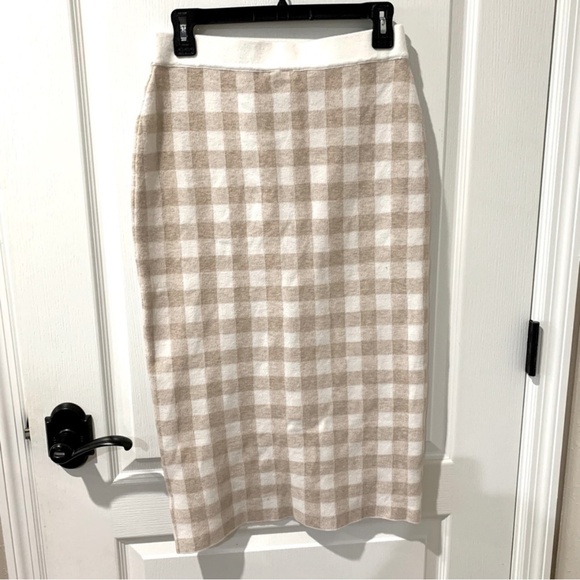Joie Dresses & Skirts - Joie Gingham Neutral Plaid Patterned Pencil Skirt NWT